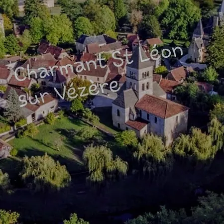 Holiday home Chateau De L Herm, Lascaux, Sarlat, En Perigord Noir *